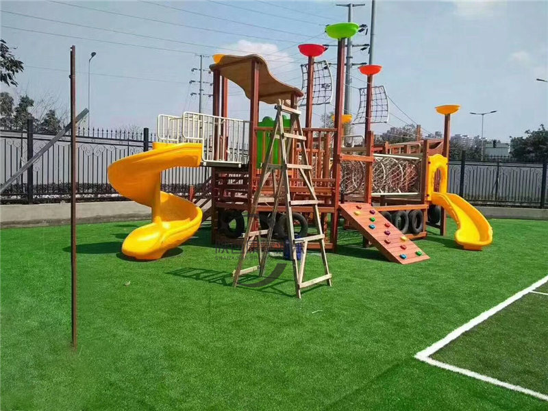 幼兒園實木滑梯 幼兒園實木滑梯